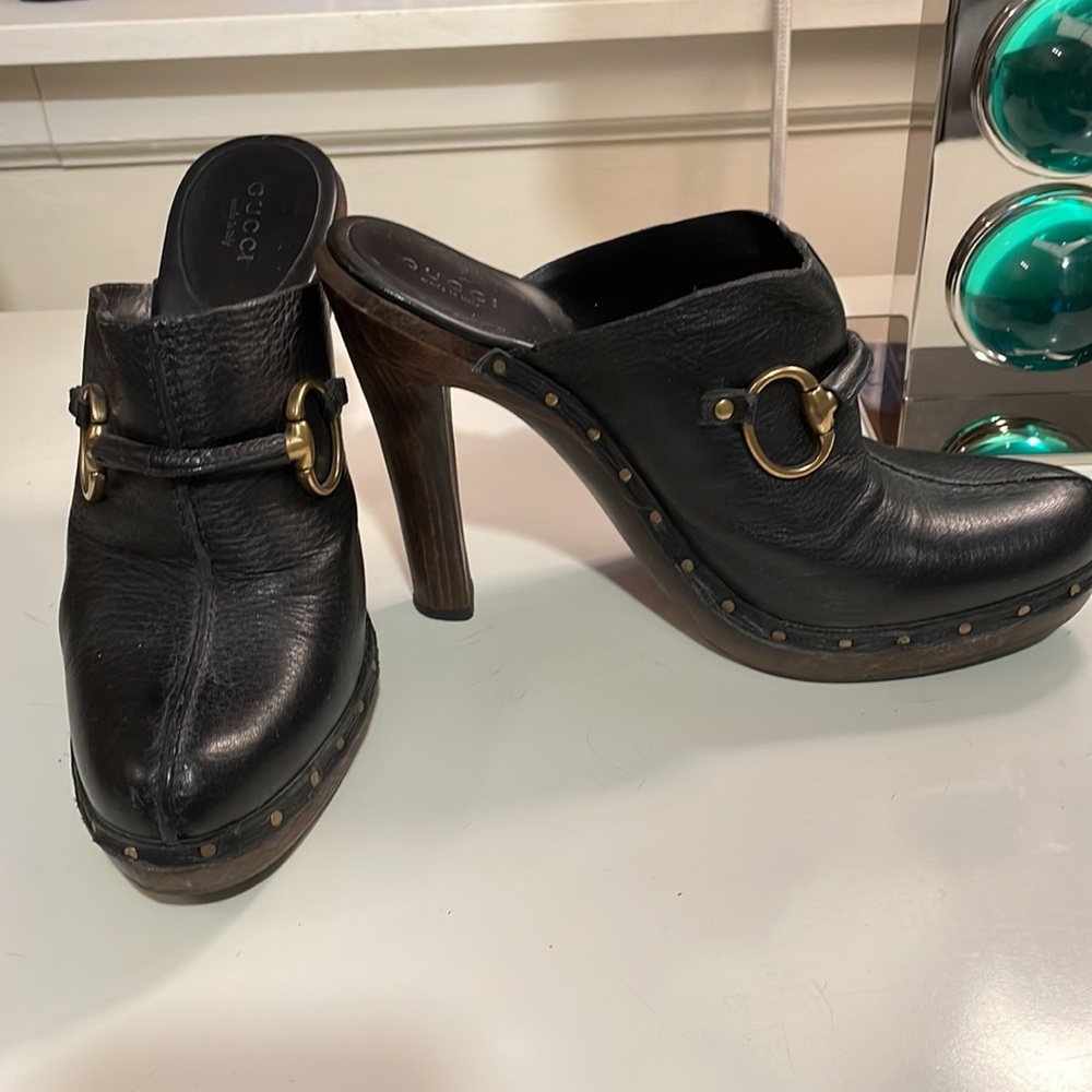 Gucci leather platform, High is 13.5 heel, platform is 2. Wooden heel.